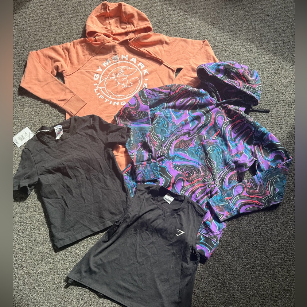 Gymshark Orange and Multicolor Hoodie and shirt bundle of 4 size Small